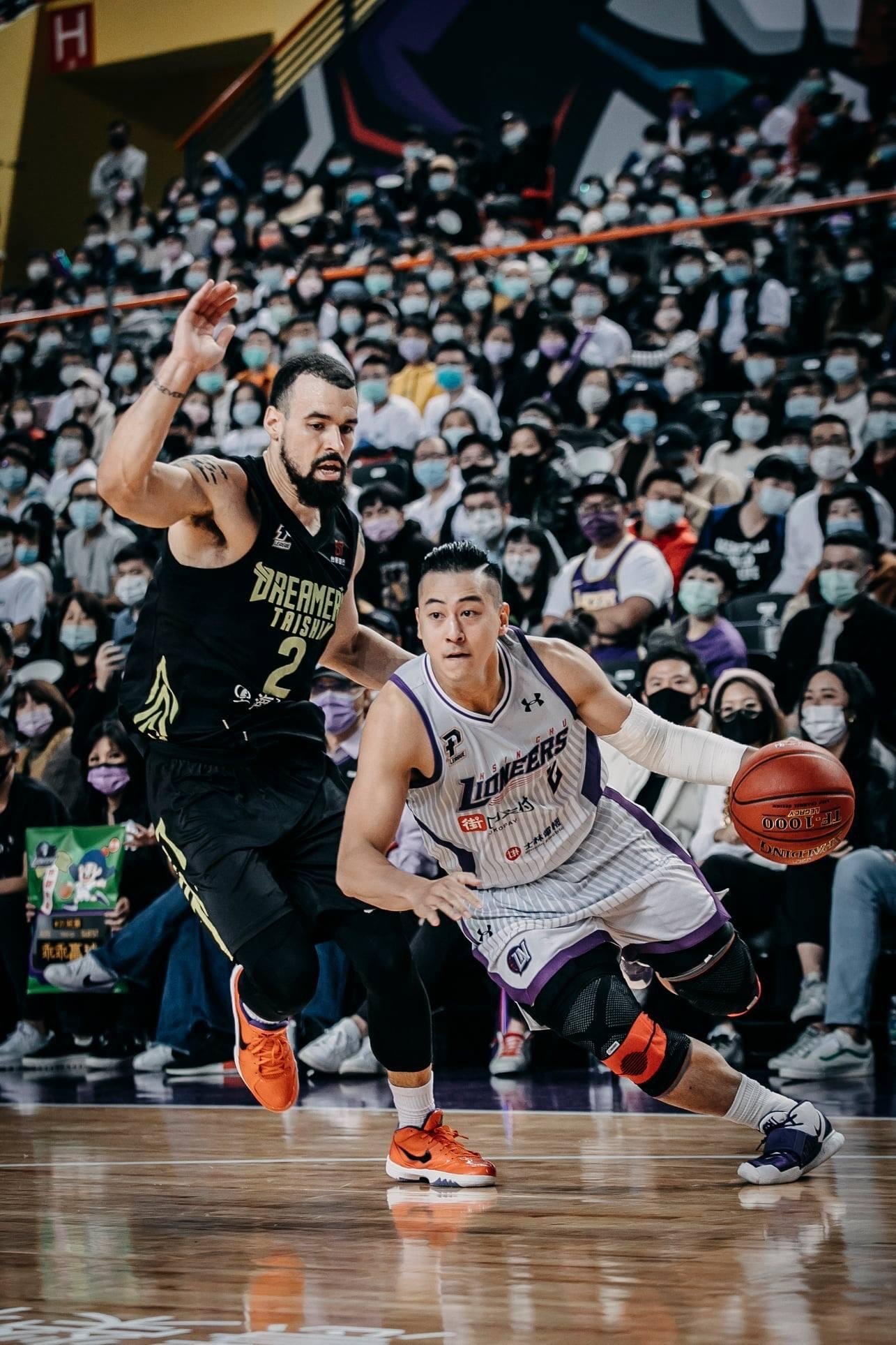 新竹街口攻城獅鄭瑋