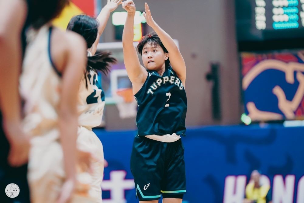 香港七喜女籃教練王晶 香港七喜女籃教練王晶