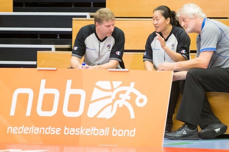 basketball_referee basketball_referee