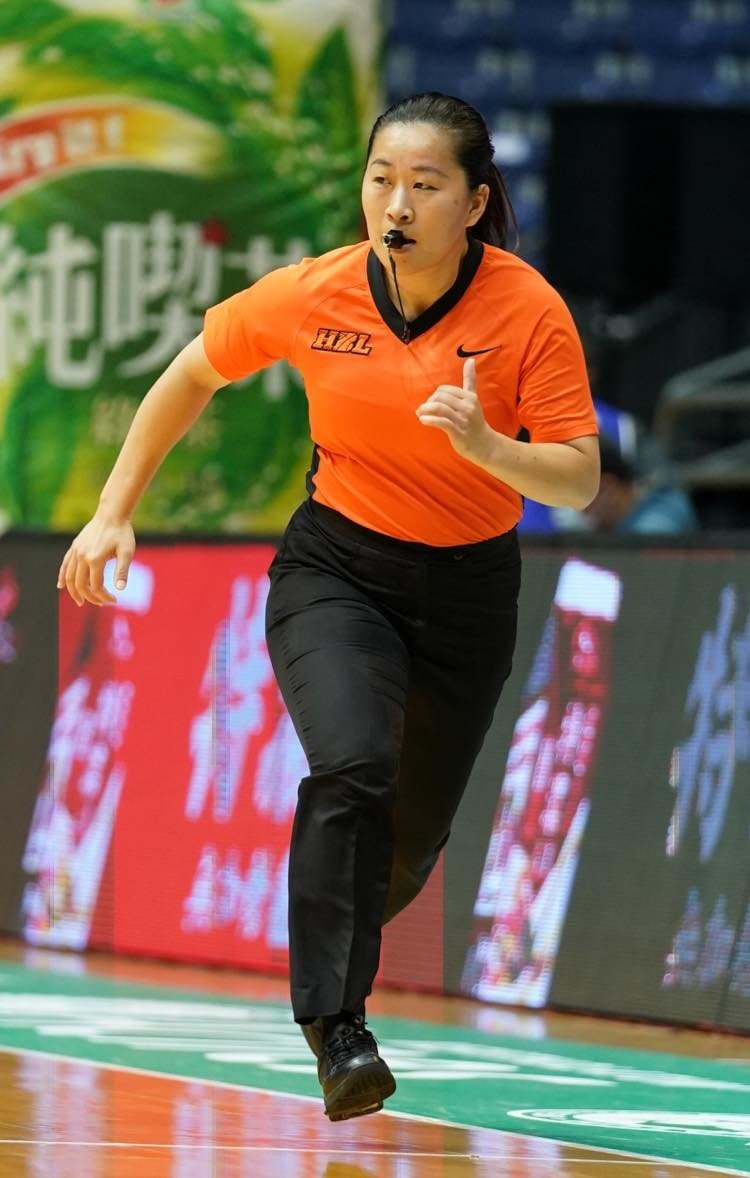 basketball_referee basketball_referee