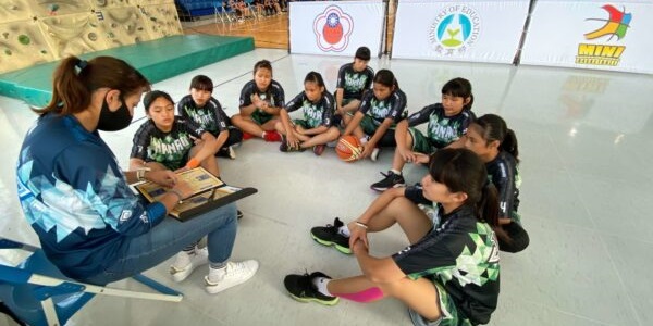 群山環繞的溫柔力量｜南澳國小女子籃球隊